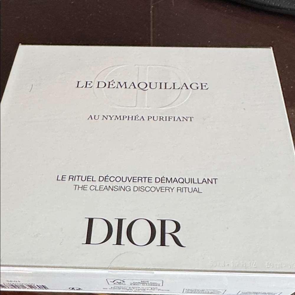 Dior the cleansing discovery ritual. Never used, never opened. - Picture 2 of 10